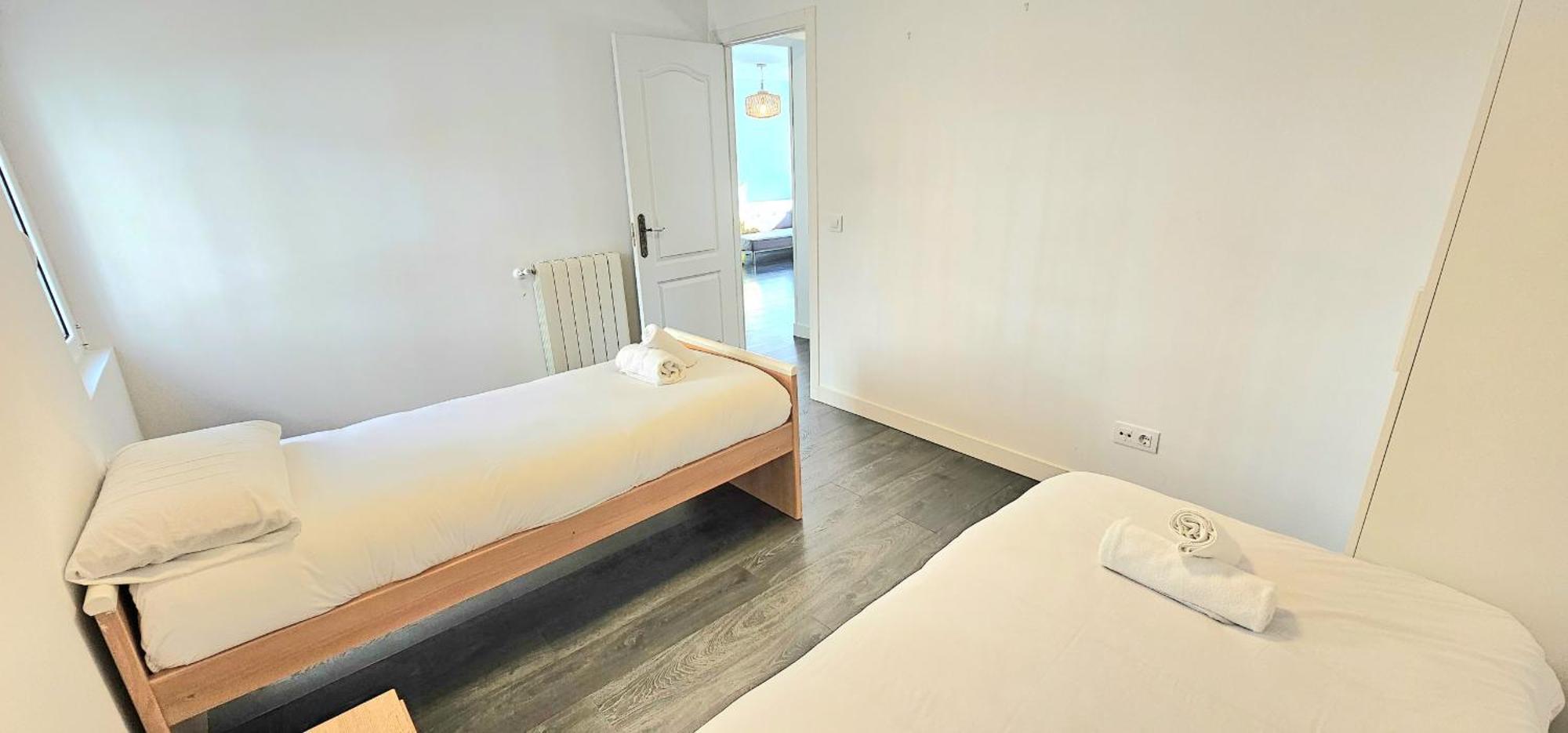 Apartamento Para 5 Personas Cerca De Ifema Y Aeropuerto Alquiler Temporal Madrid Esterno foto